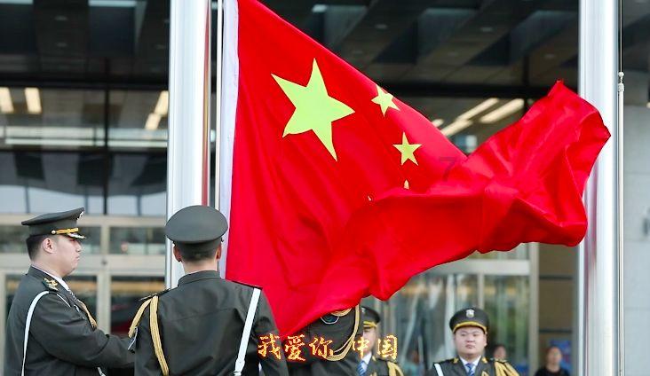 时尚太阳眼镜